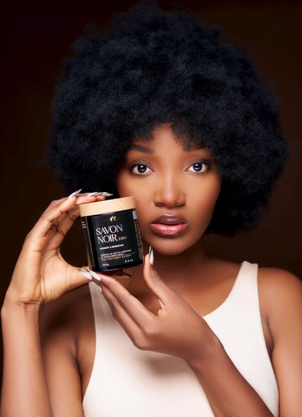 Savon Noir Ébene Revitalisant 5 EN 1